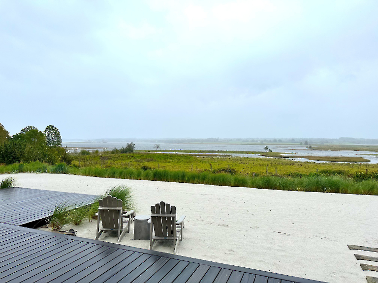 ...und Sturmfluten das Wasser in die Bucht